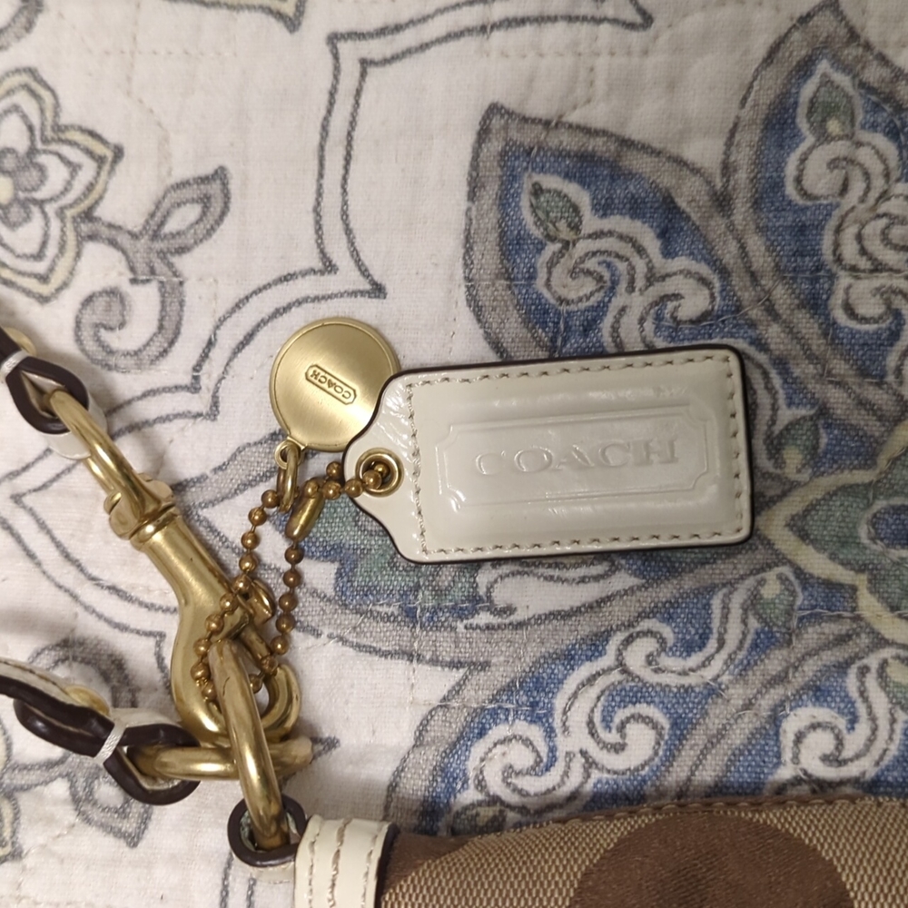 Authentic Coach Purse - Picture 5 of 6